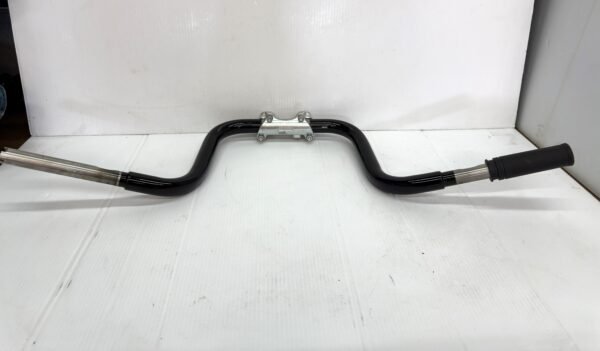 CH77 (4) OEM Harley Handlebar 10" Rise, 35" Width with Clamp and Risers for 14-24 Road King