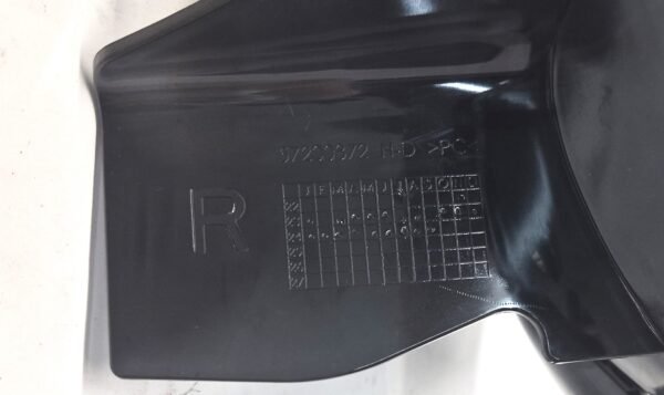 CH777 (3) OEM 2025 Harley Davidson Touring Right & Left Side Adjustable Spoiler Wing 57200372 57200371