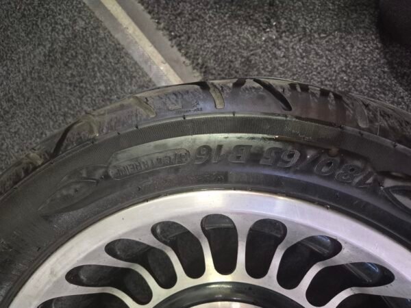 CH781 (5) Wheel Rim with Tires MIchelin Commander2 130/80 B17 180/65 B16 for Touring