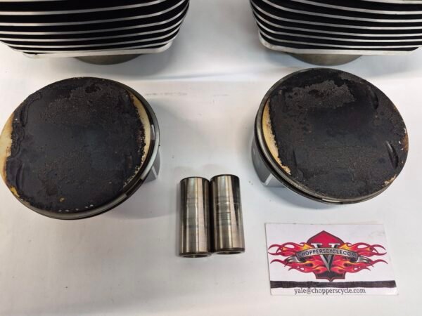 Harley Front, Rear Cylinder 4" with Pistons 114inch M8