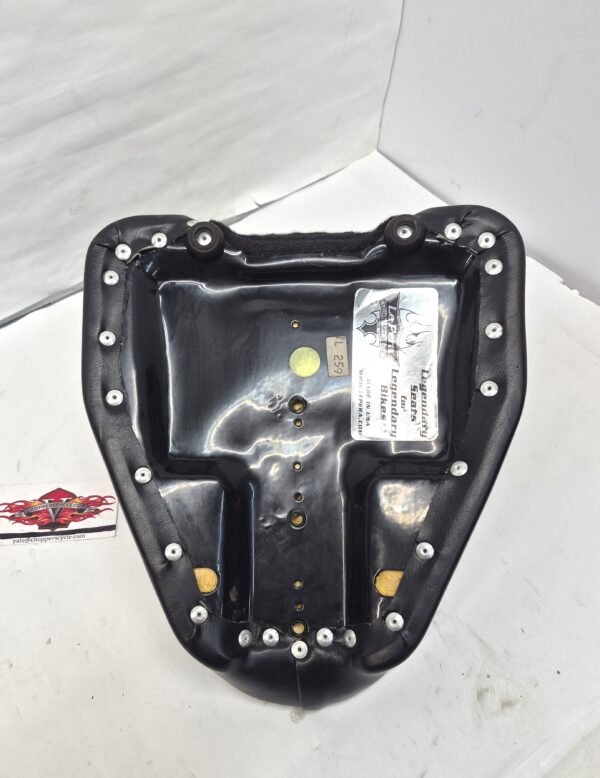 Le Pera Solo Seat L259 10" Wide for Rigid Chopper Bobber