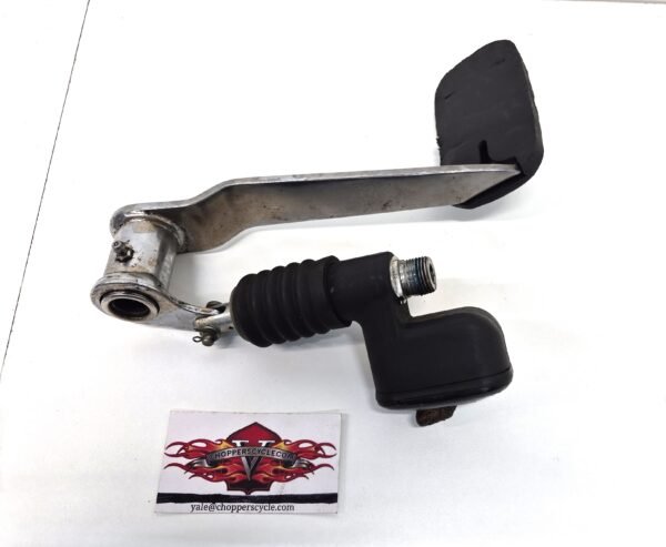 Rear Back Brake Master Cylinder, Pedal for Harley Electra Glide Classic FLHTC