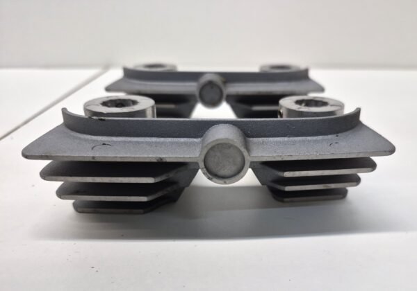 CH825 (2) Front Rear Cylinder Head Finned Bridge EVO