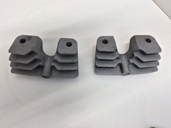 CH825 (4) Front Rear Cylinder Head Finned Bridge EVO