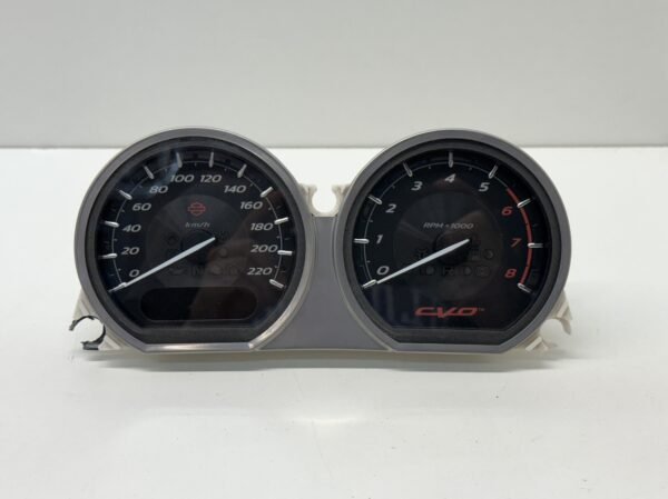 OEM Harley Speedometer Unit 70900988 for 2022 CVO Street Glide FLHXSE