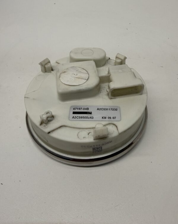 OEM Harley Speedometer km/h 67197-04B 2004-07 Road King, Softail, 2004-2005 Dyna Wide Glide