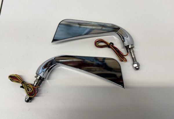 Motorcycle Side Mirror with Turn Signal for Harley