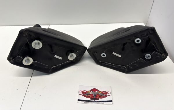 OEM Harley Rear Speaker Covers 76287-06A, 76288-06A 2006?2013 Touring