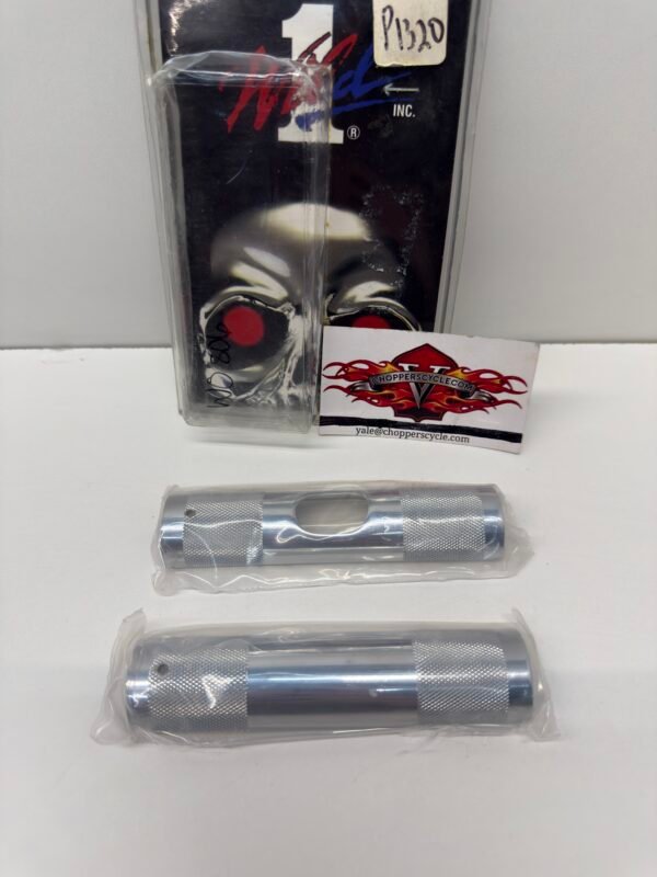 CH936 (1) WILD 1 - Chubby 1 1/4" Riser Adapter Chrome WO806 for Harley
