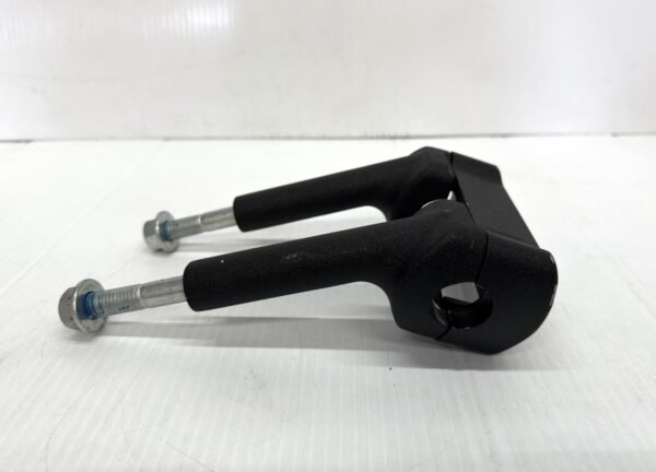 CH95 (1) OEM Harley M8 Softail 1” Handlebar Risers 5” and Top Clamp