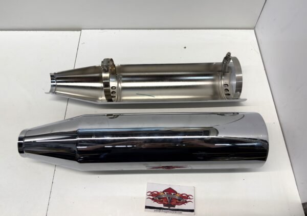 CH962 (1) Harley Muffler Heat Shields