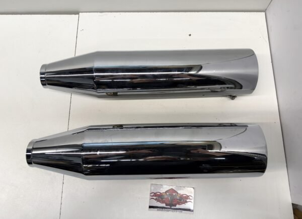 CH962 (2) Harley Muffler Heat Shields