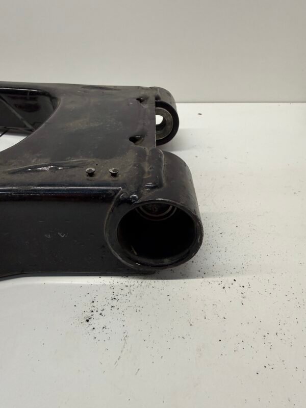 OEM Harley Swingarm Black Stretched 2" 45470-02 for 2002-08 Touring