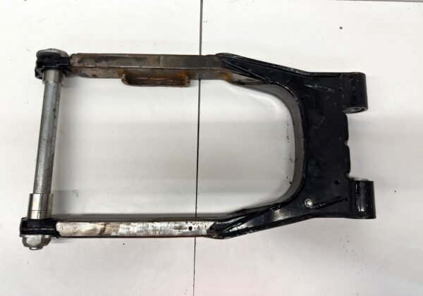 OEM Harley Swingarm Black Stretched 2" 45470-02 for 2002-08 Touring