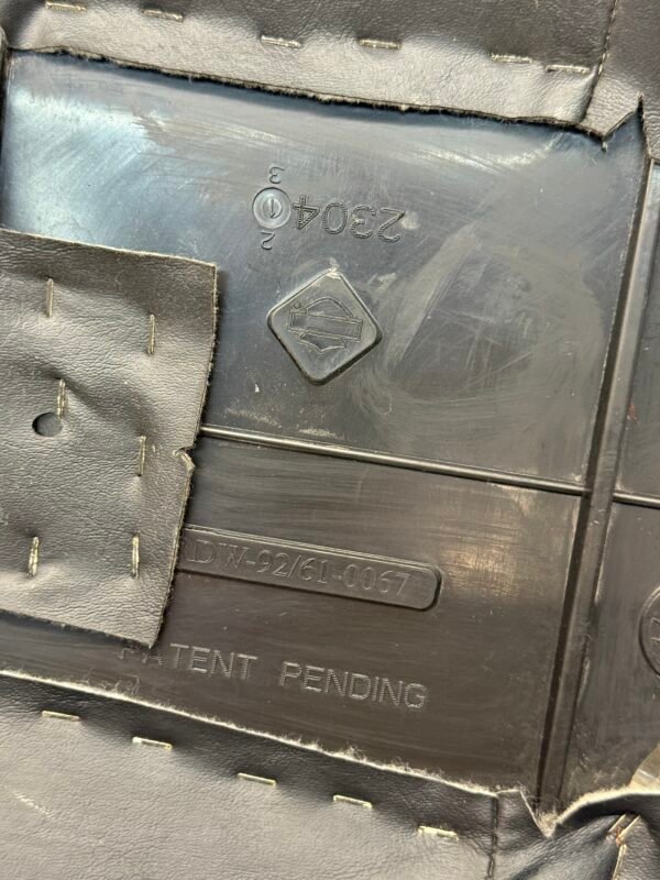 OEM Harley Seat 52619-08 for 08-23 Touring