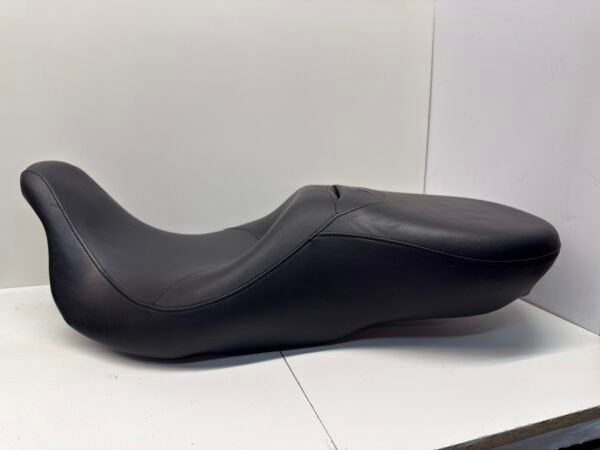 OEM Harley Seat 52619-08 for 08-23 Touring