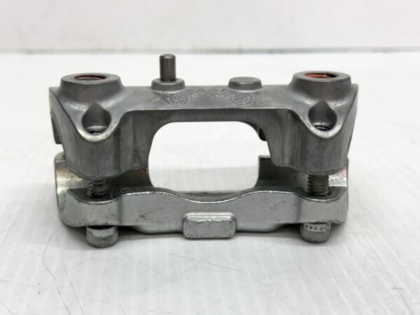 Harley 1.25" Handlebar Top Clamp and Riser 55900078 14-24 Road Glide
