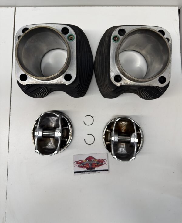 OEM Harley Cylinders 16593-99 and Pistons KS309 TWIN CAM 99-06
