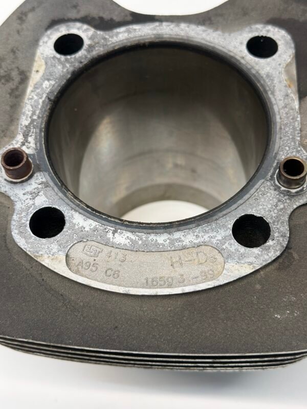 OEM Harley Cylinders 16593-99 and Pistons KS309 TWIN CAM 99-06
