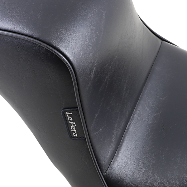 Seat LE PERA Cherokee Smooth LYO-020 for 18-23 Harley Fat Boy FLFB