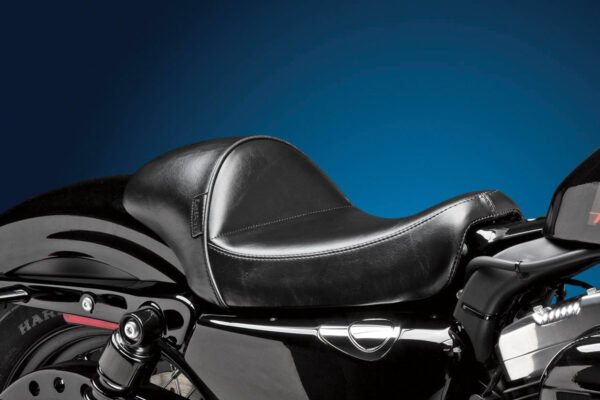 CH1035 (1) LE PERA Solo Seat Cafe Smooth LK-426 for 04-06, 10-22 Harley Sportster XL