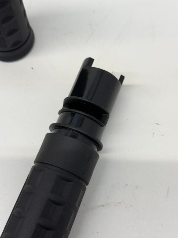 OEM Harley Handlebar Grips 56100587 56100586 24-up Softail
