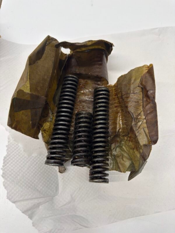 CH1059 (1) OEM Harley Seat Post Plunger Tower Spring Set 3128-29