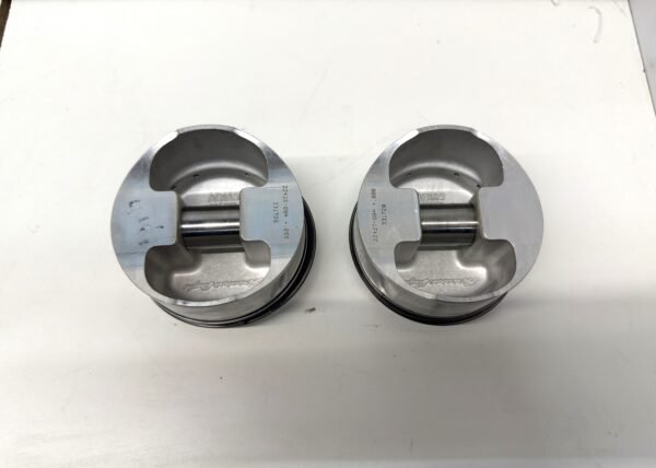 CH1064 (2) Screamin' Eagle Arias Pistons 22426-00A, 22427-00A 99-06 Harley Twin Cam