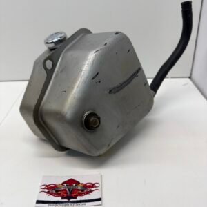 CH1082 (1) OEM Harley Oil Tank for FXR