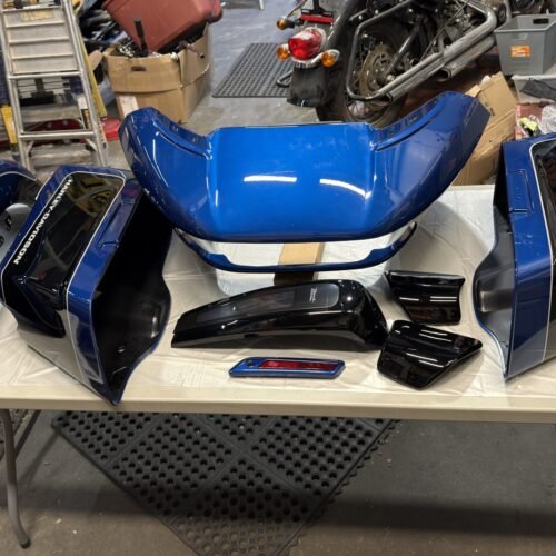 Harley Paint Set Body Kit black and blue 21-23 Road Glide Special
