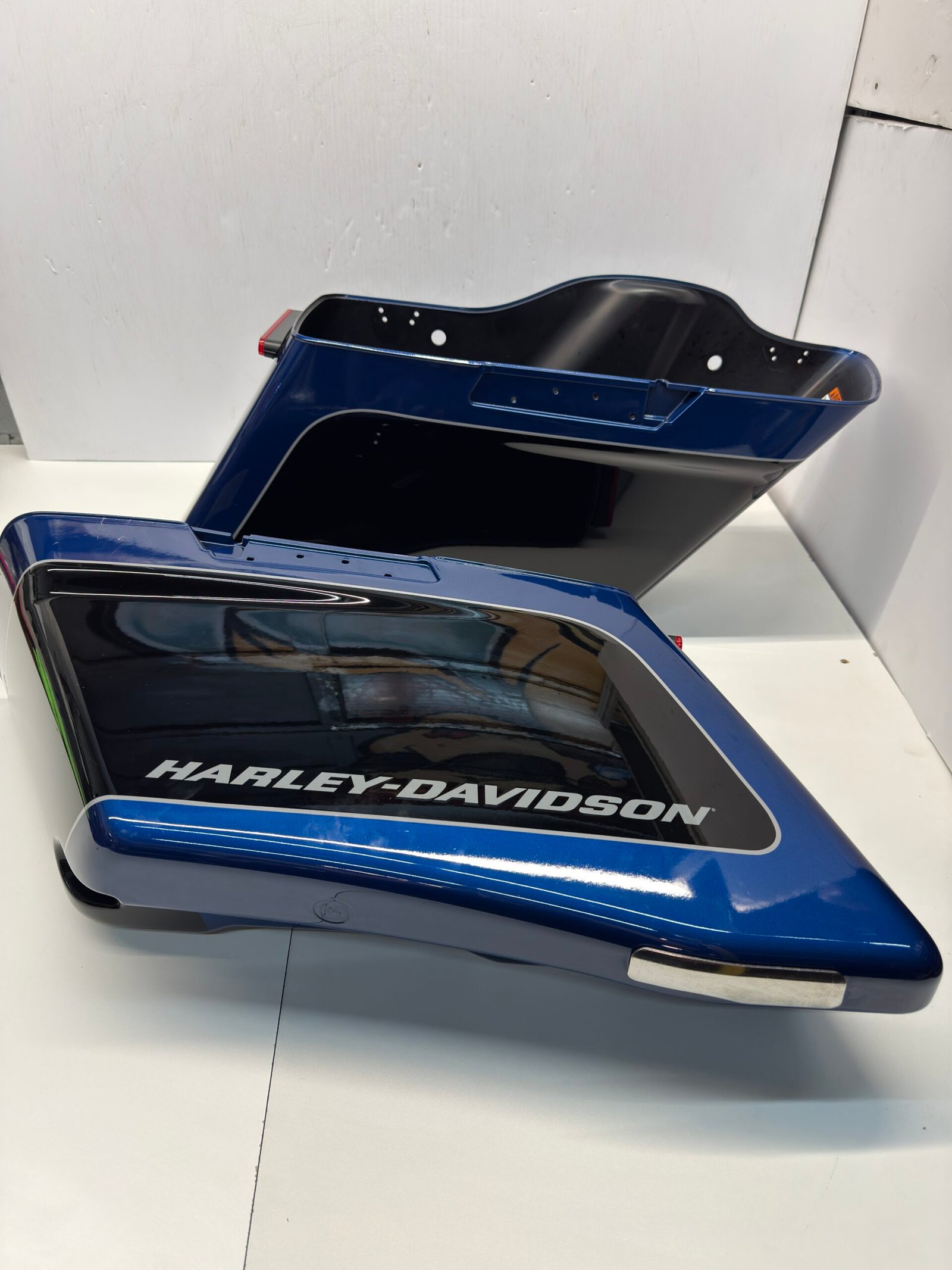 OEM Harley Saddlebag Bottoms Stretch 90200729, 90200730 for 2014-up Touring