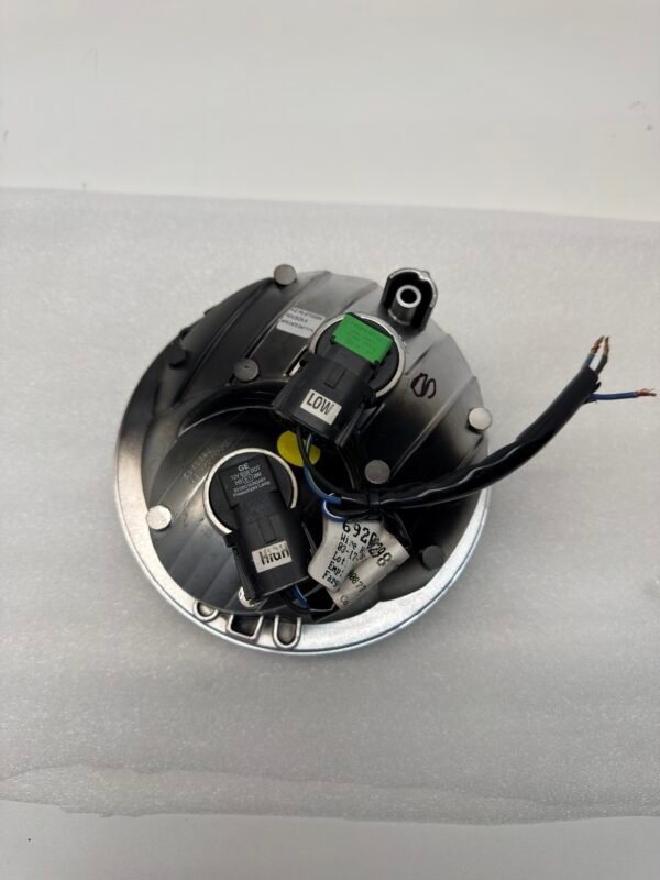 OEM Harley 7" Dual Halogen Headlight 67700064 for 14-22 Touring