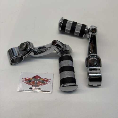 Highway Footpegs with 1-1/4″ Clamps for Harley