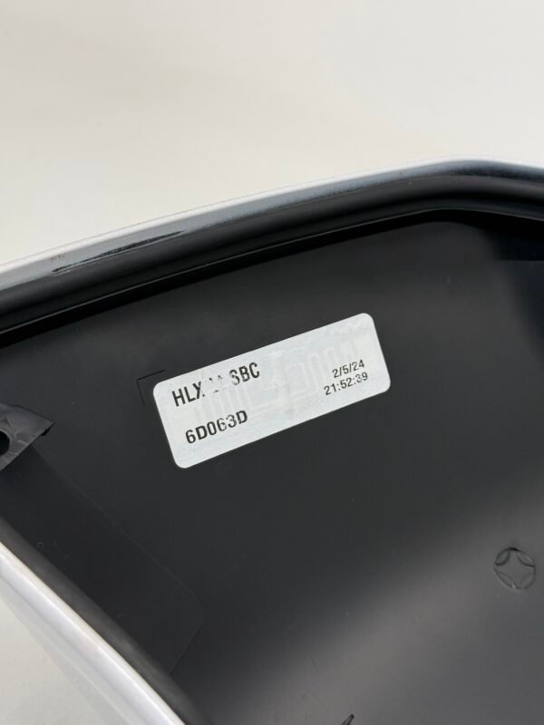 CH1346 (4) OEM Harley Saddlebag Lid Left 90202455 for 24-26 Touring
