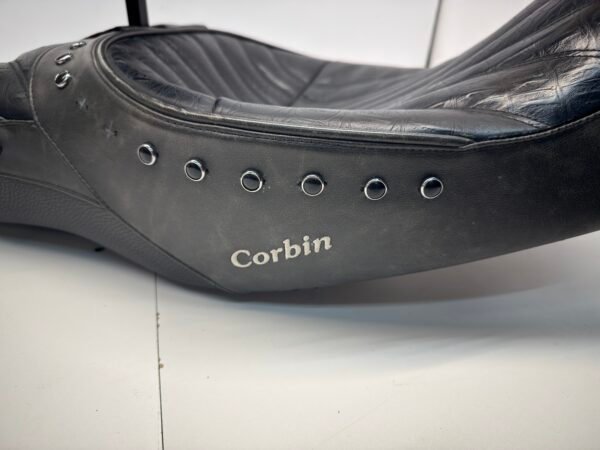 Corbin  Dual Touring Seat w/ Heat and Backrest for 2009-23 Harley FLH