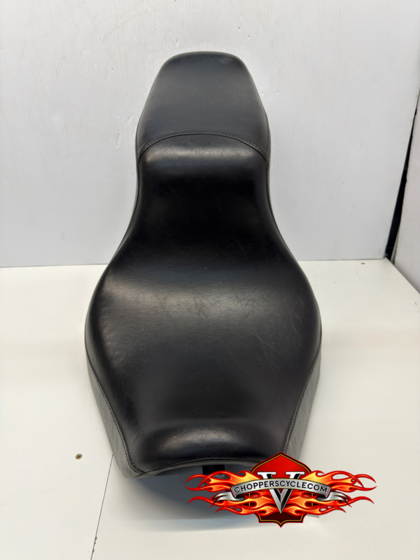 CH1367 (0) OEM Harley Seat for 2000-2007 Softail FXSTD Deuce