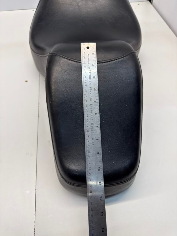 CH1367 (5) OEM Harley Seat for 2000-2007 Softail FXSTD Deuce