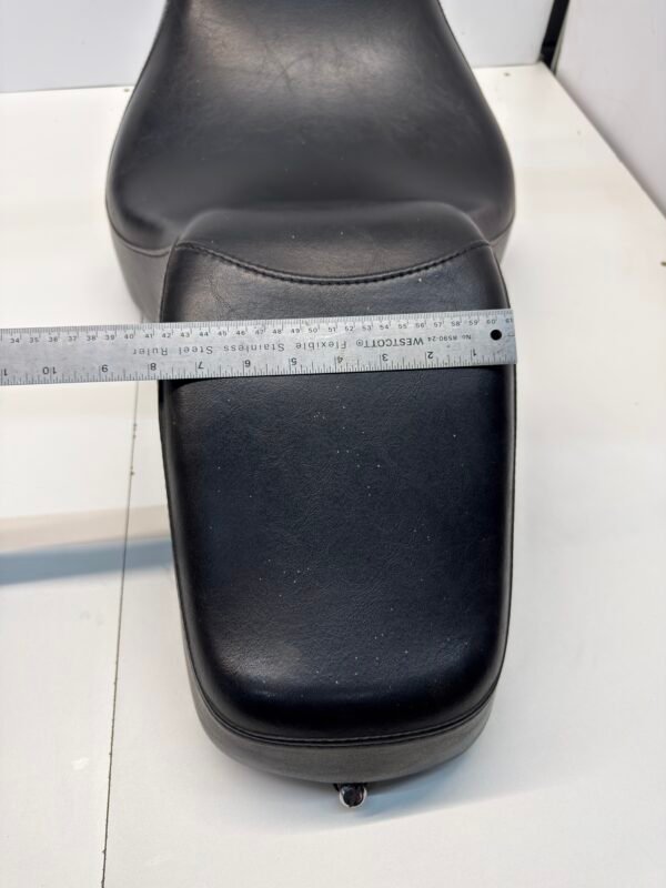 CH1367 (6) OEM Harley Seat for 2000-2007 Softail FXSTD Deuce