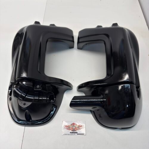 OEM Harley Lower Fairing Set 58816-05A, 58817-05A   for 05-13 Touring
